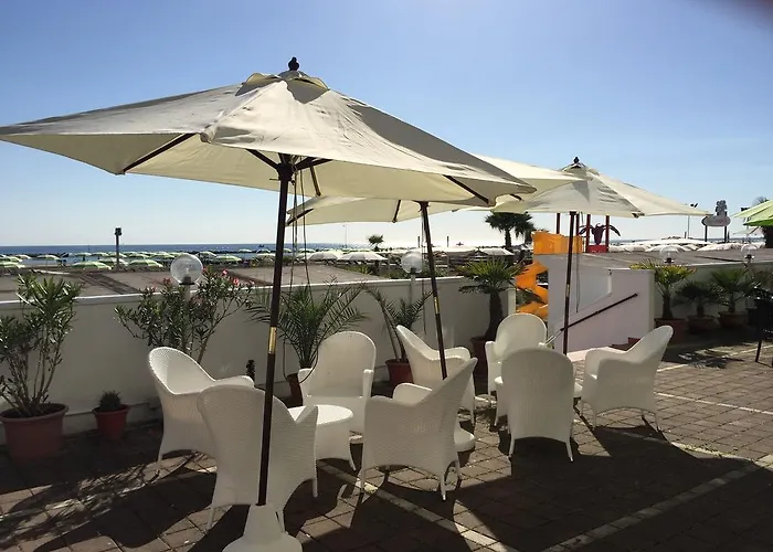 丽城海滩酒店 里米尼